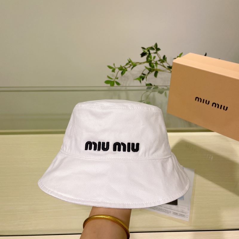 MIUMIU